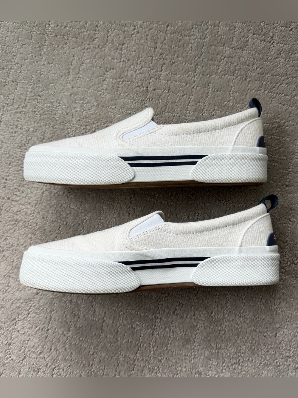 Sperry Slip-on Crest Canvas Sneakers off-white / creamy white -new sz 7